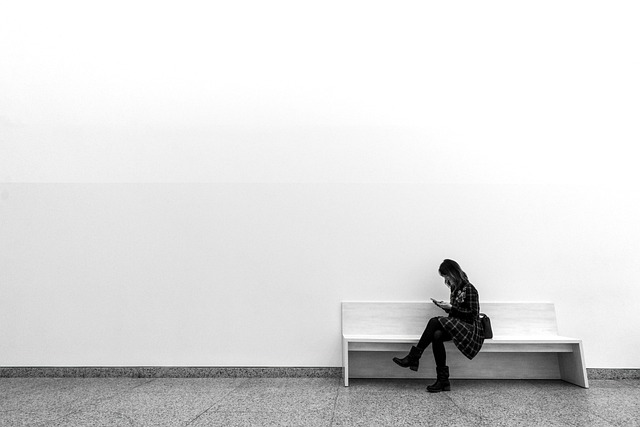 women, one, wall, minimalism, bank, inside, adult, girl, reading, read, forms, space, people, museum, waiting, women, wall, wall, wall, wall, wall, reading, museum, waiting - hormonal health